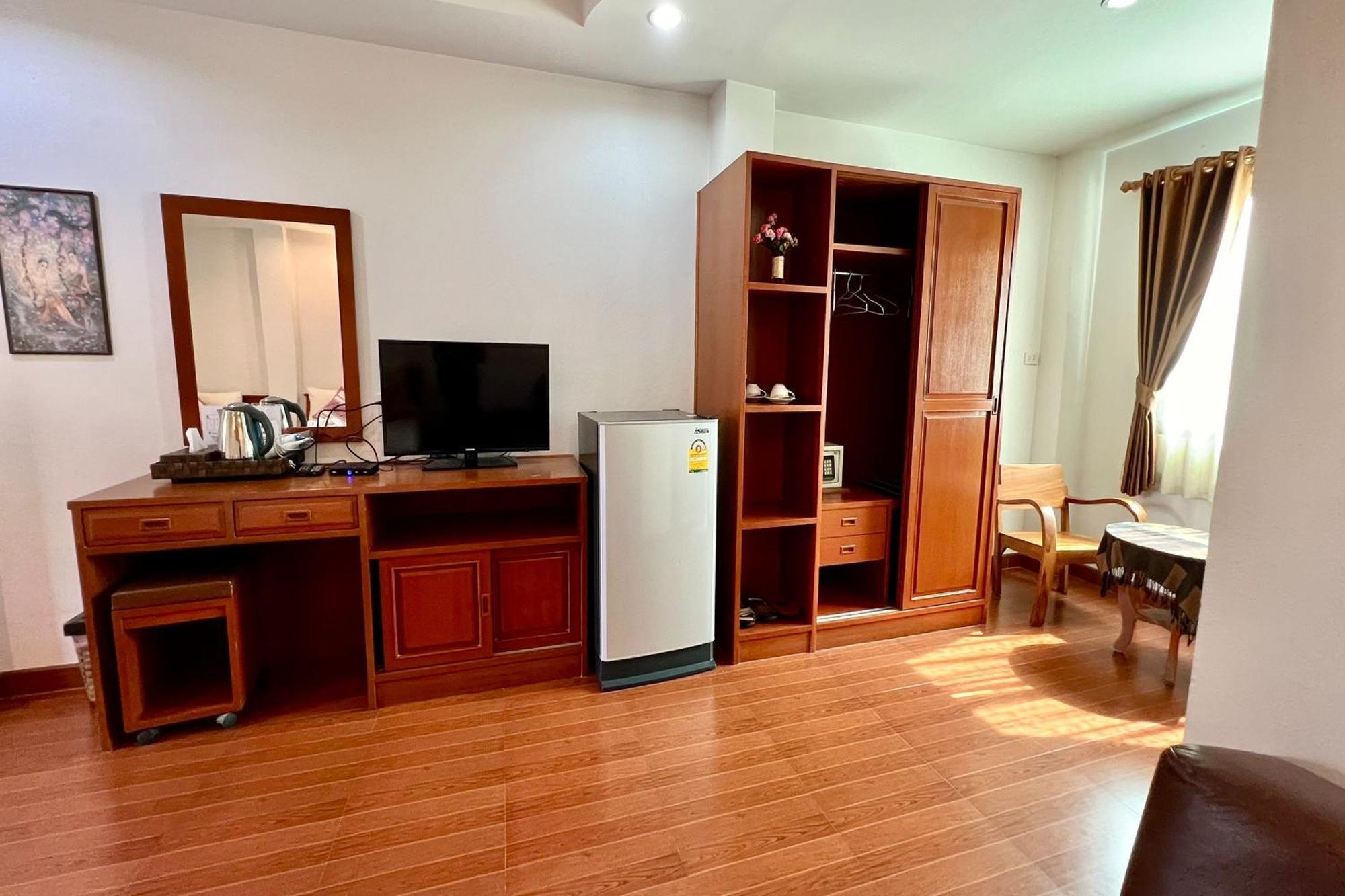 Sawadeelanna Hotel Nan Luaran gambar