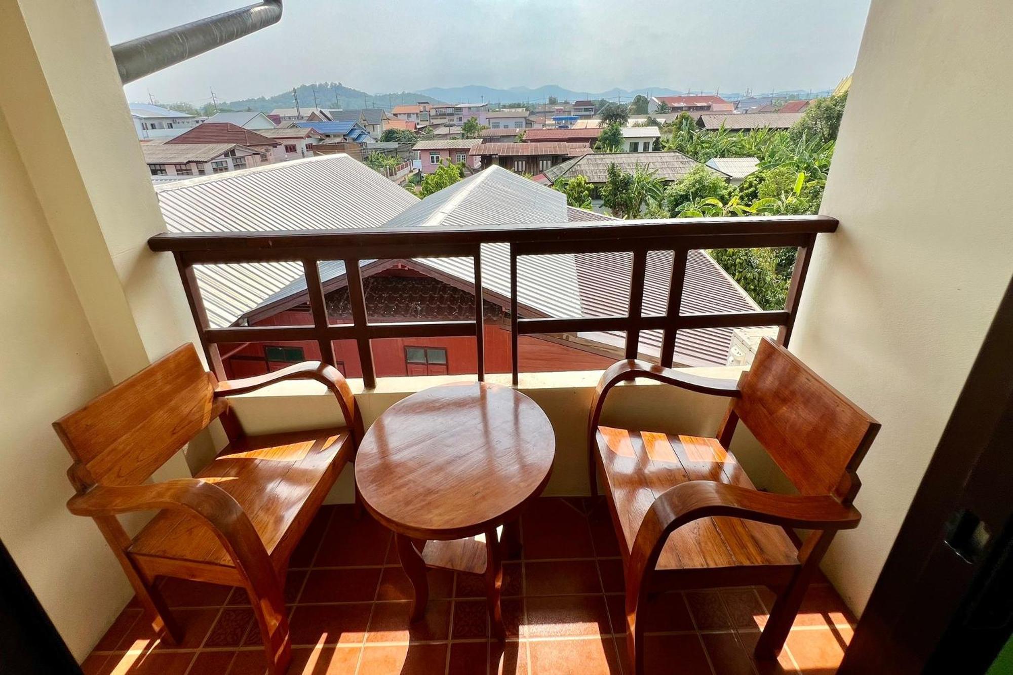 Sawadeelanna Hotel Nan Luaran gambar