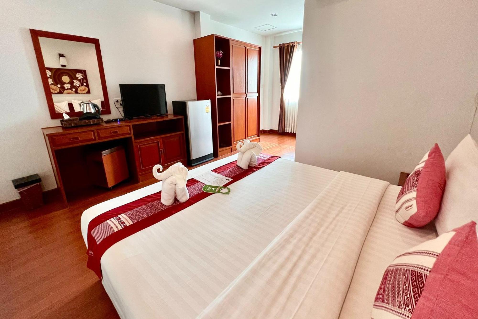 Sawadeelanna Hotel Nan Luaran gambar