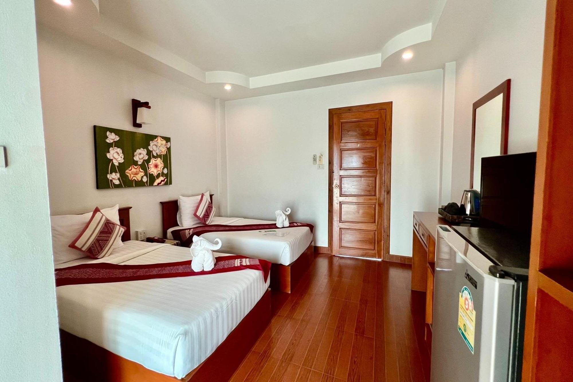 Sawadeelanna Hotel Nan Luaran gambar