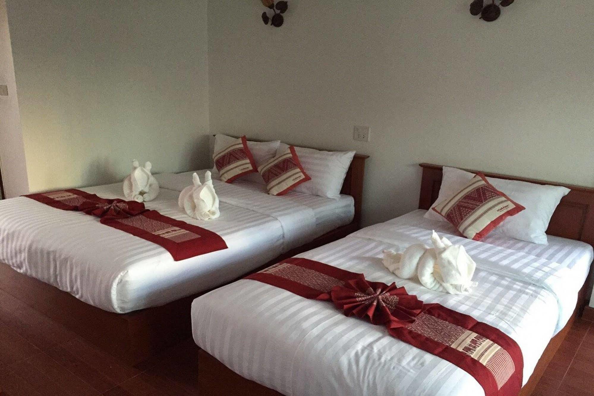 Sawadeelanna Hotel Nan Luaran gambar