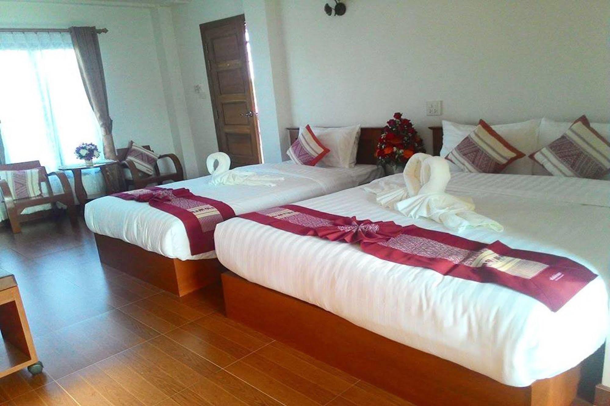 Sawadeelanna Hotel Nan Luaran gambar